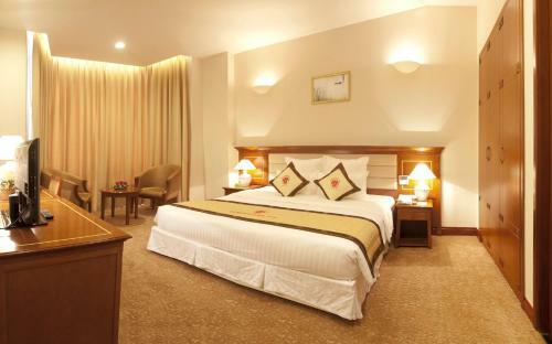 Tan Son Nhat Saigon Hotel
