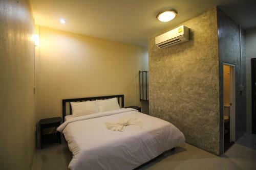 Koh Jum Hostel