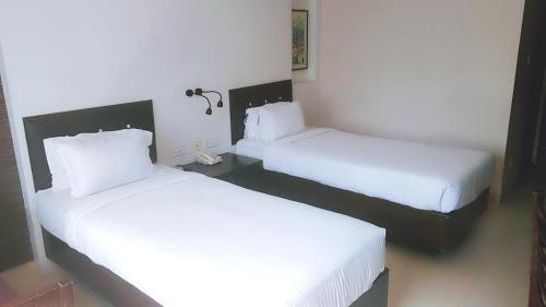 Hotel Holiday Vista