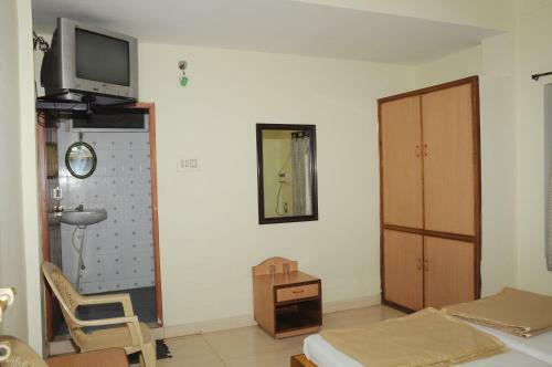 Hotel Agarala Residency