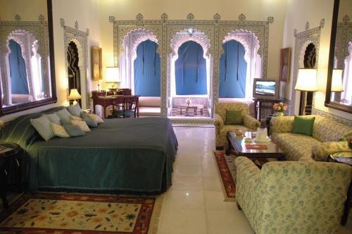 Hotel Shiv Niwas Palace - Grand Heritage