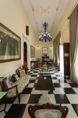 Hotel Shiv Niwas Palace - Grand Heritage