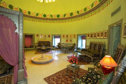 Hotel Shiv Niwas Palace - Grand Heritage