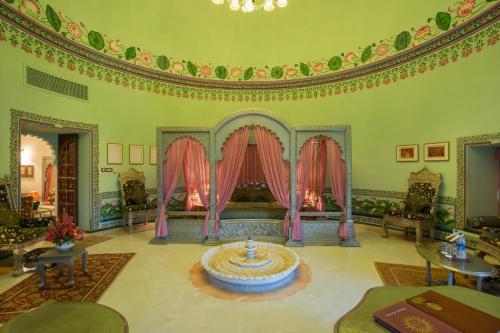 Hotel Shiv Niwas Palace - Grand Heritage