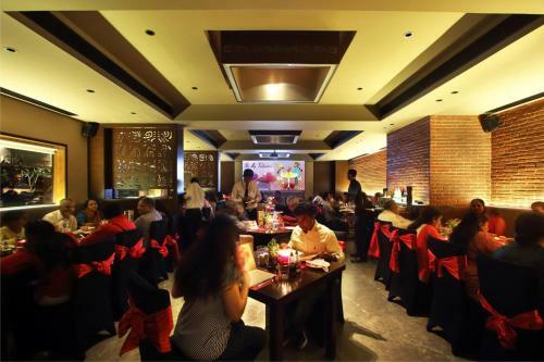 Hotel Express Residency Vadodara