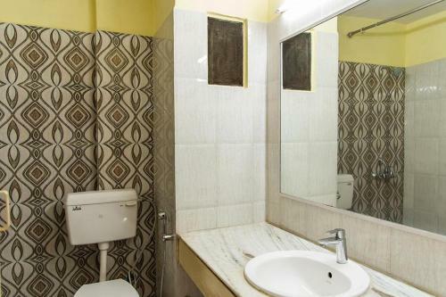 Gautam Hotel