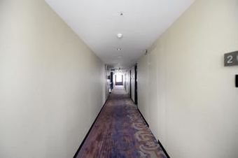 Hotel Oyo Premium Ramavarappadu Circle