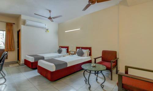 Hotel Saaket Residency