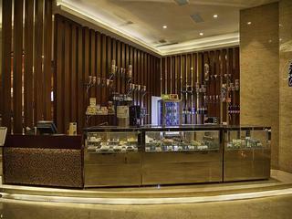 Hotel Novotel Visakhapatnam Varun Beach