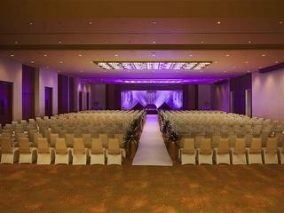 Hotel Novotel Visakhapatnam Varun Beach