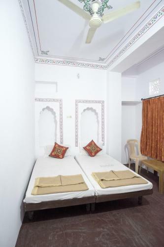 Hostal Devi Vilas Guest House