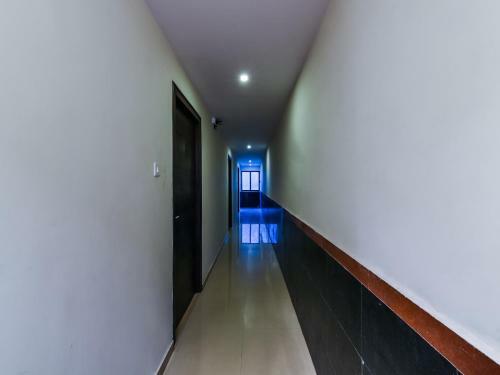 Hotel Blue Moon