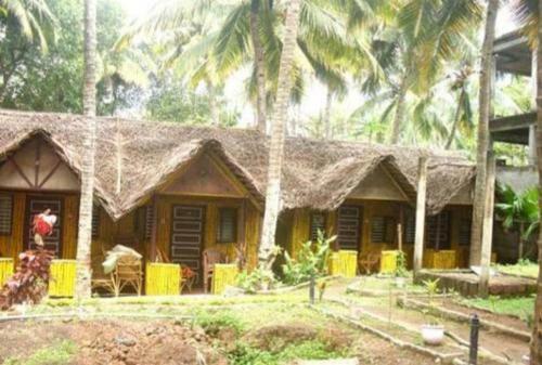 Hotel Bamboo Village