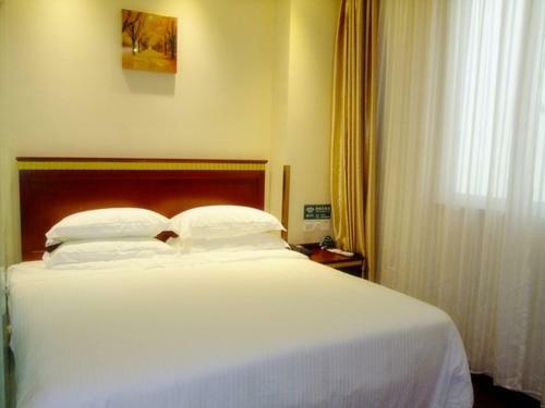 Greentree Inn Shandong Linyi Bus Station Express Hotel