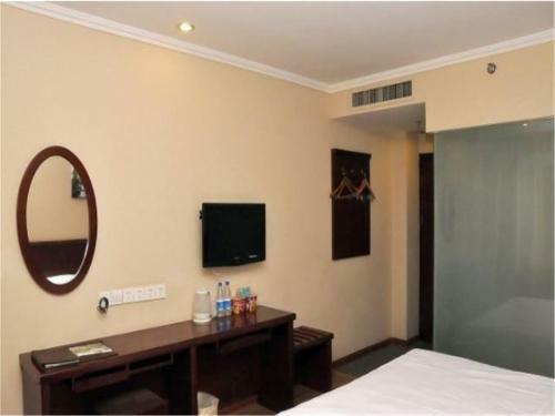 Greentree Shandong Linyi Yinque Mountain Road Express Hotel