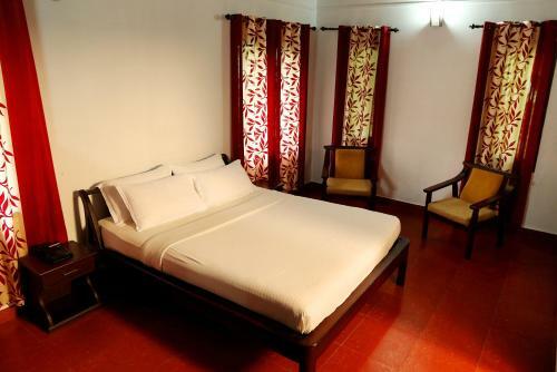 Hotel Crescent Residency