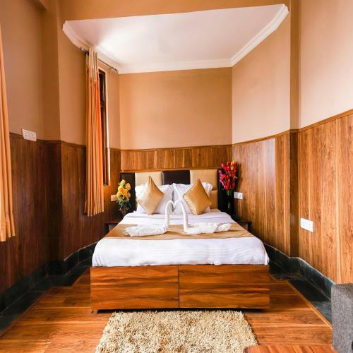 Bed & Breakfast New Varuni House