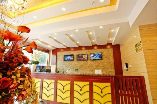 Greentree Inn Jiangxi Nanchang Bayi Square Express Hotel