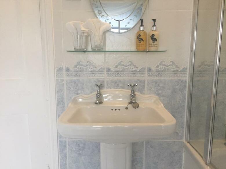 Hotel Cranleigh