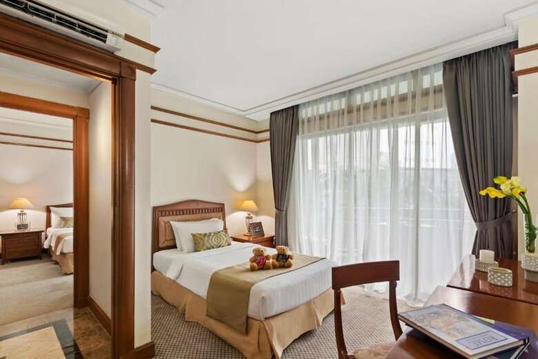 Hotel Somerset Grand Citra