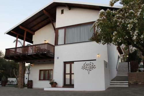 Hostal Hilltop Guest House