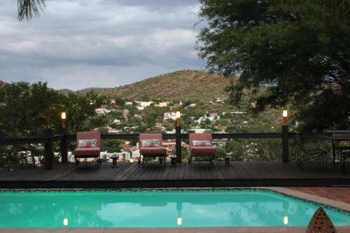 Hostal Hilltop Guest House