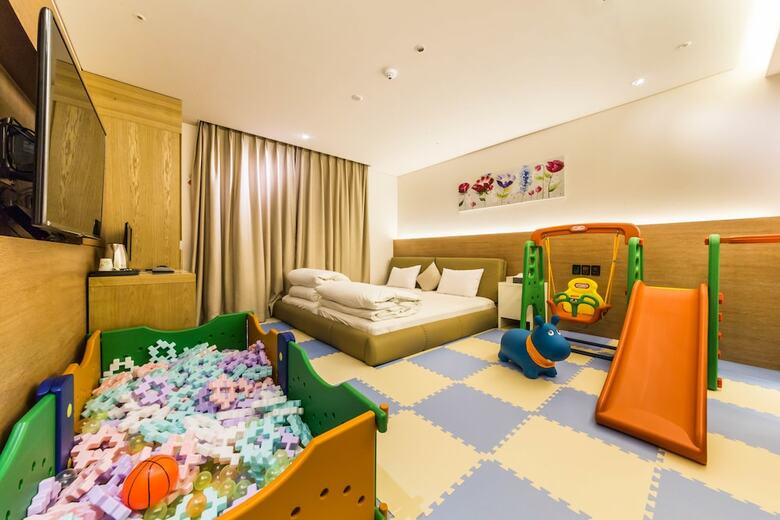 Guwol Hotel