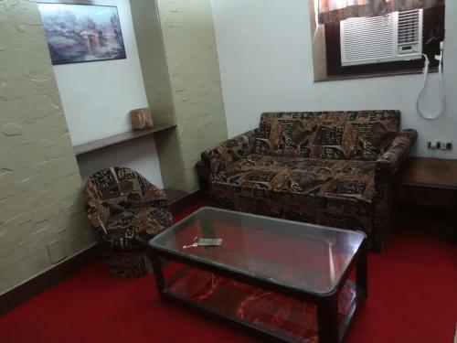 Hostal Hotel Happy Home