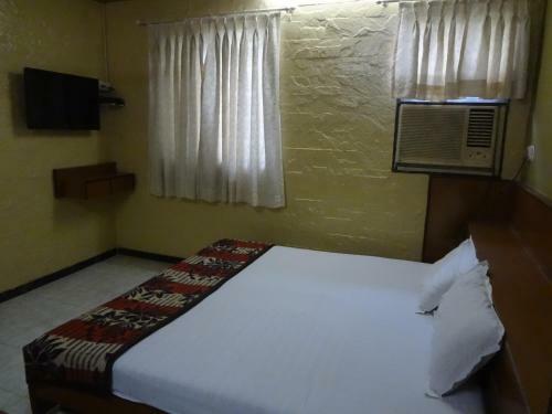 Hostal Hotel Happy Home