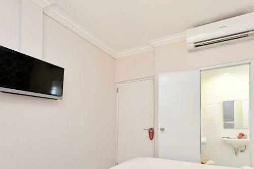 Hotel Zen Rooms Basic Tangerang Aeropolis