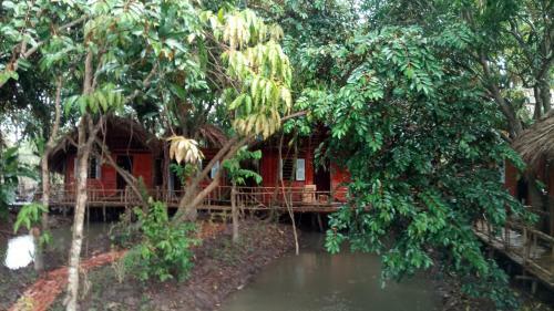 Hotel Maivien Orchard Resort