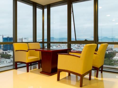 Da Nang Han River Hotel
