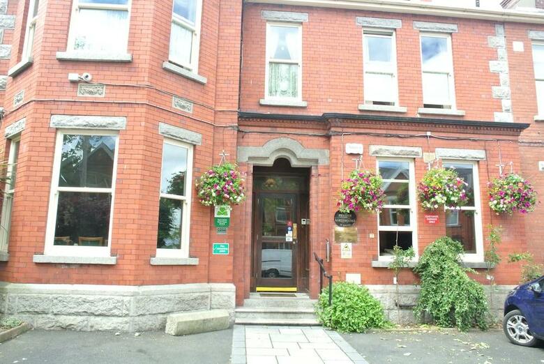 Hotel Egans House