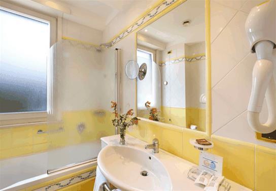 Hotel Grand Continental