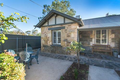 Villa Stoneleigh Cottage Bed And Breakfast