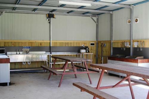 Avondel Caravan Park