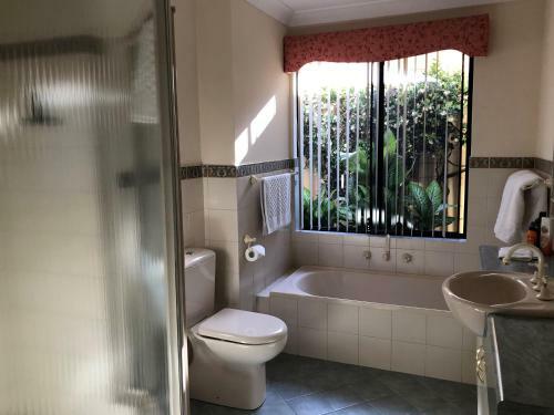 Apartamentos Alfred Cove Short Stay