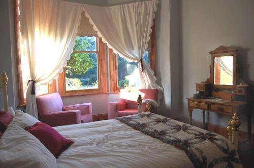 Bed & Breakfast Mariton House