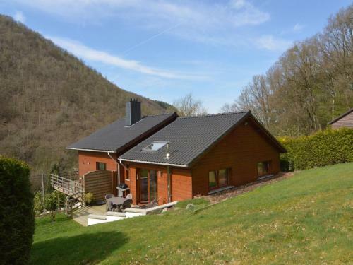 Cozy Cottage In Aywaille With Valley View