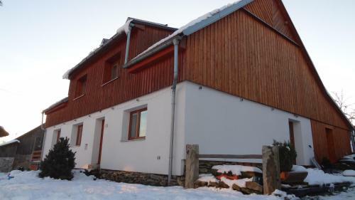 Hostal Ubytov�n� U Kapli?ky