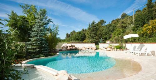 Bed & Breakfast Domaine De Bertrandy