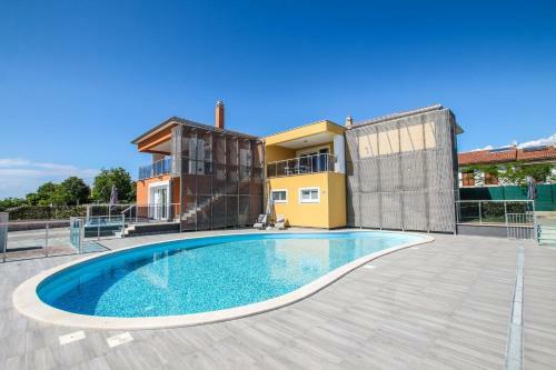 Apartment In Funtana With Two-bedrooms 1