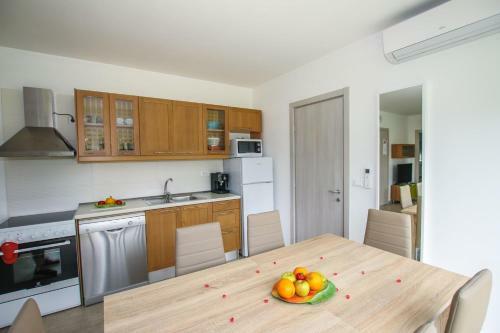 Apartment In Funtana With Three-bedrooms 1