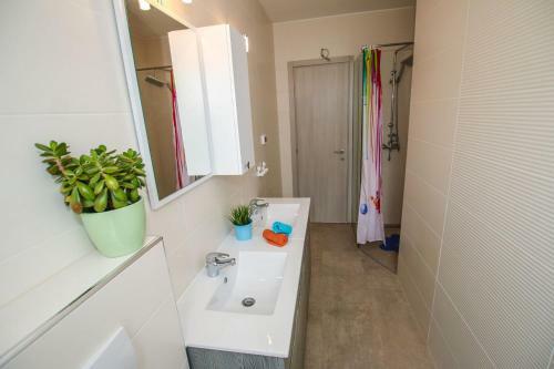 Apartment In Funtana With Three-bedrooms 1