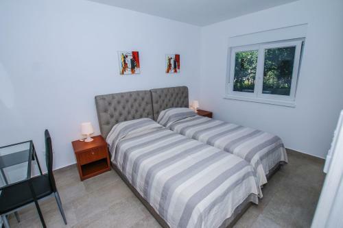 Apartment In Funtana With Three-bedrooms 1