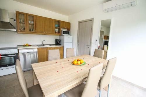 Apartment In Funtana With Three-bedrooms 1