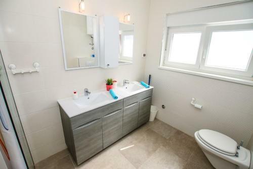 Apartment In Funtana With Three-bedrooms 1