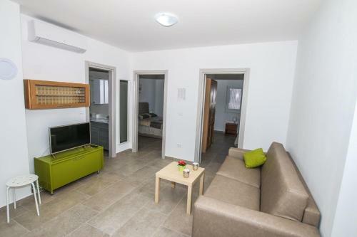 Apartment In Funtana With Two-bedrooms 2