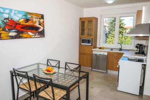 Apartment In Funtana With Two-bedrooms 2