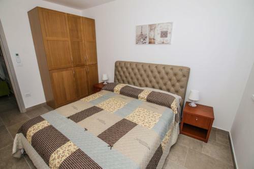 Apartment In Funtana With Two-bedrooms 2